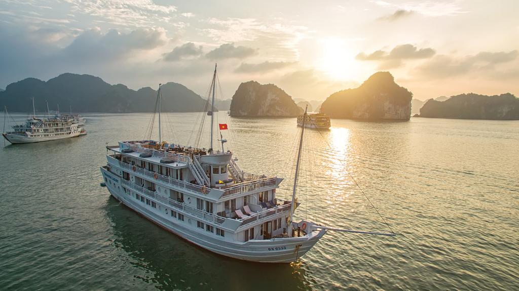 Paradise Sails Cruise ها لونغ المظهر الخارجي الصورة